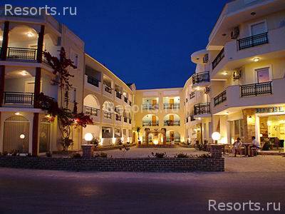 Karras Hotel 13